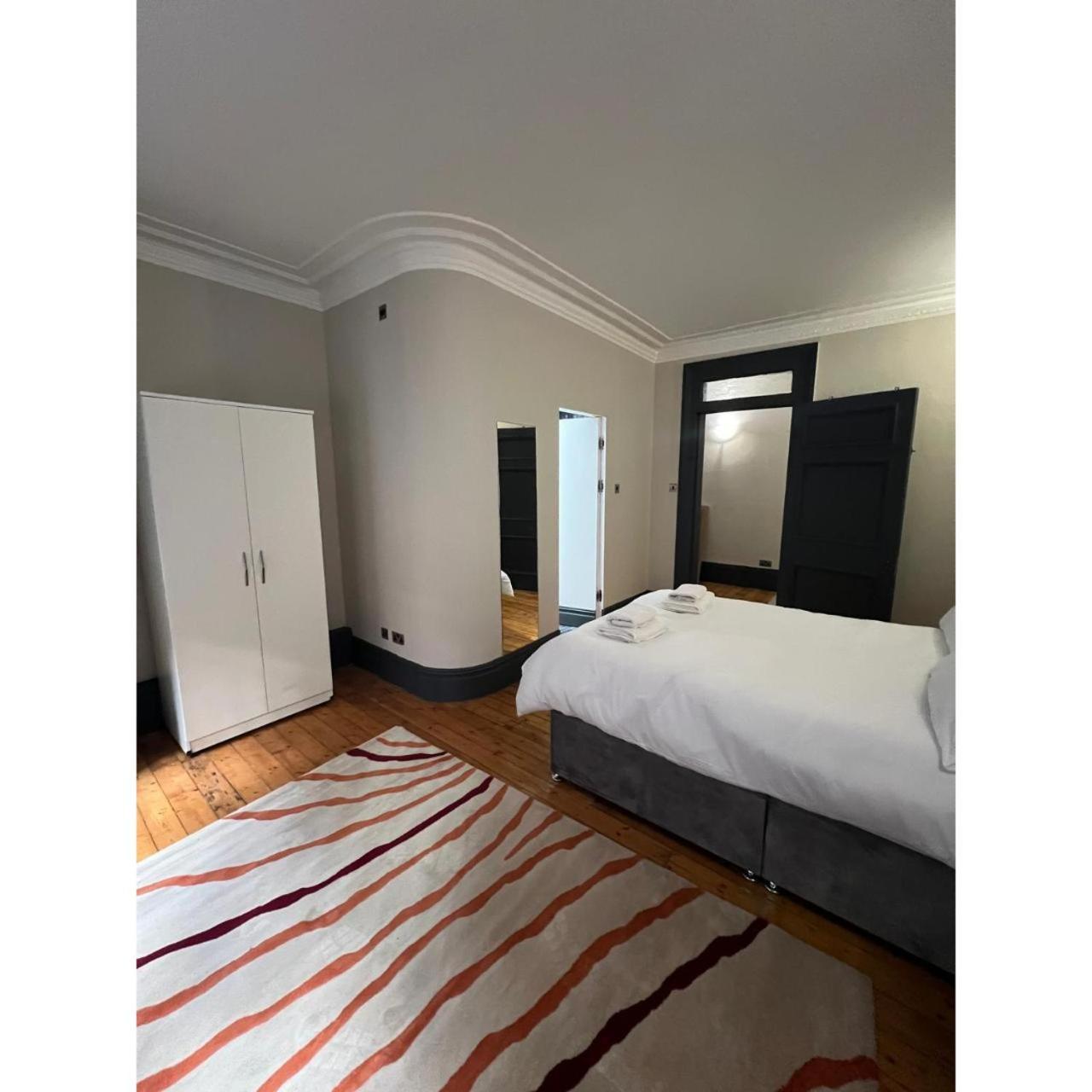 Ferienwohnung Fabulous 3 Bed Flat Near Edgware Road Station London Exterior foto